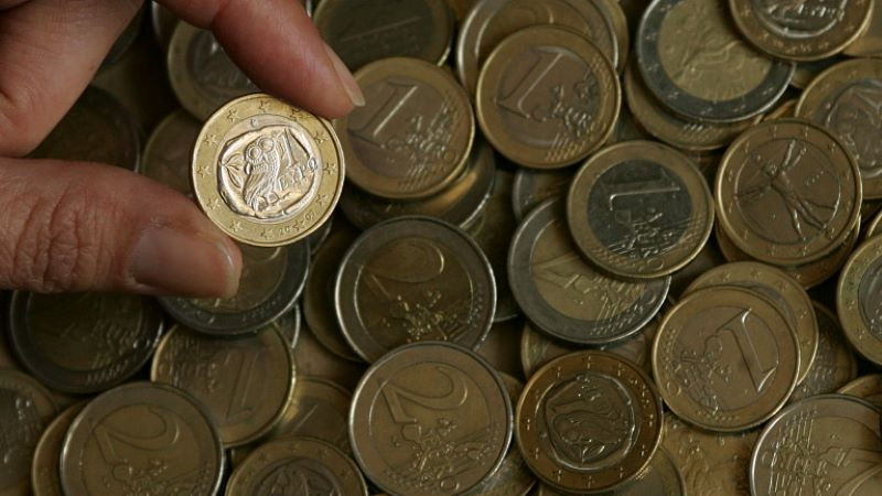 Служител на македонското МВР арестуван в Косово за фалшифициране на евро монети